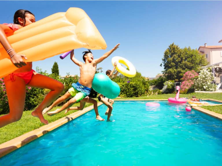 5 Awesome Games to Play in the Swimming Pool! Aqua Leisure